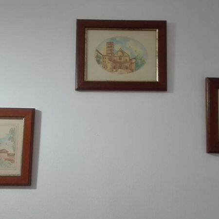 Casa Del Frate Apartment Assisi Bagian luar foto