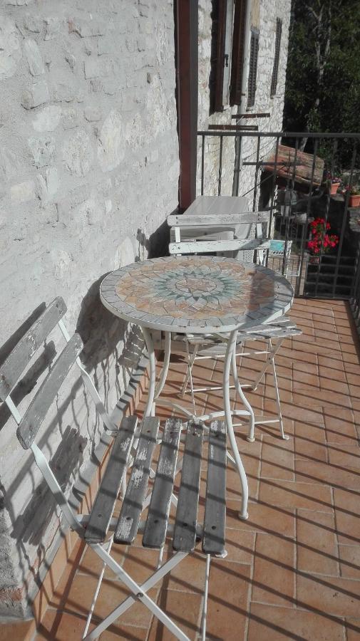 Casa Del Frate Apartment Assisi Bagian luar foto