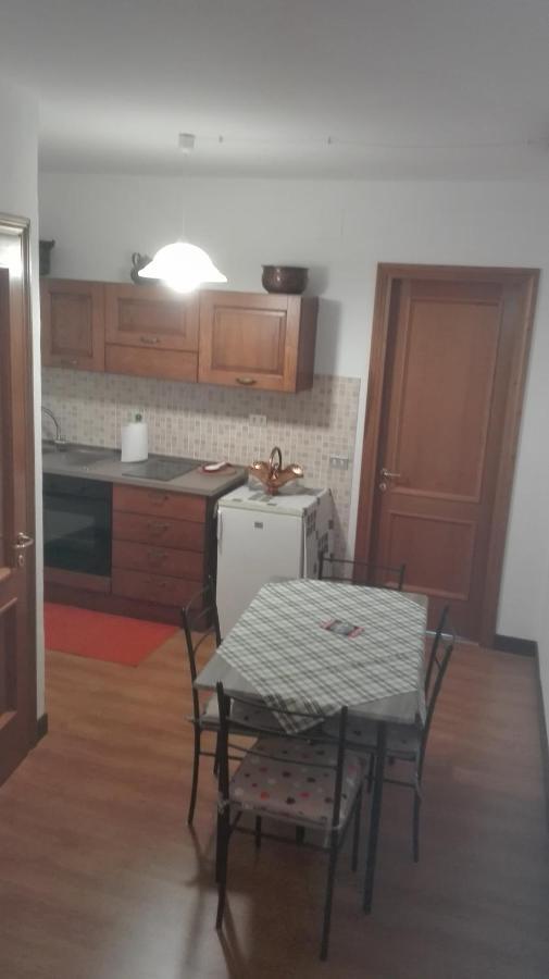 Casa Del Frate Apartment Assisi Bagian luar foto