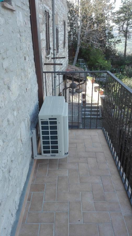 Casa Del Frate Apartment Assisi Bagian luar foto